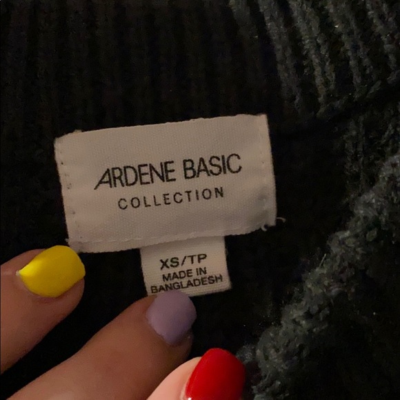 Black cropped sweater - Picture 2 of 2